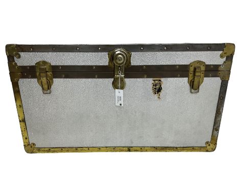 Mid-20th century metal travelling trunkDimensions: Height:&nbsp;48cm&nbsp; Length/Width:&nbsp;90cm&nbsp; Depth/Diameter:&nbsp