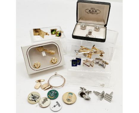 Qty of vintage cufflinks inc enamel motor car, hearts card design etc t/w antique monocle &amp; vintage badges - SOLD ON BEHA