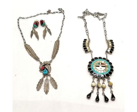 J D Massif silver necklace with mother of pearl / stone detail (40cm) t/w dreamcatcher Navajo style silver necklace &amp; mat