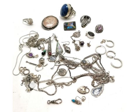 Qty of mostly silver jewellery inc large blue stone set ring (3cm across), mostly a/f &amp; odd earrings - total weight (lot)