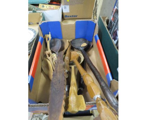 COLLECTION OF AFRICAN TRIBAL ART WOODEN SPOONS AND UTENSILS 