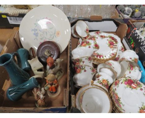 A SMALL TRAY OF ROYAL ALBERT OLD COUNTRY ROSES TEA/DINNER WARE TOGETHER WITH A SMALL TRAY OF CERAMICS TO INCLUDE GOEBEL FIGUR