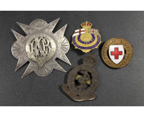 A LATE 19TH CENTURY SILVER "RAOB" (BUFFALOS) JEWEL. PRESENTED TO FRED SUTTON BY THE WANDERERS LODGE APRIL 1893, ALONG WITH A 