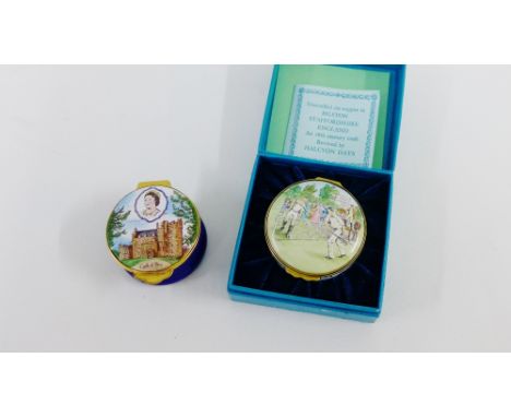 Halcyon Days Wimbledon 1877 commemorative enamel box together with a Queen Mother 80th birthday commemorative enamel box (2) 