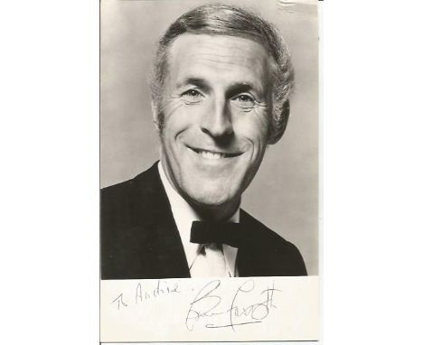 Bruce Forsyth signed vintage 6 x 4 b/w portrait photo to Audrie.