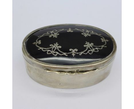 A silver and tortoiseshell trinket box, Birmingham 1922, width 7.5cm