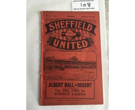 32/33 Sheffield United v Huddersfield Town Football Programme: Very good condition dated 17 9 1932. No team changes. Ex bound