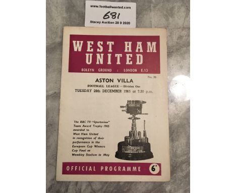 65/66 West Ham v Aston Villa Postponed Football Programme: Rare programme dated 28 12 1965. No writing and in excellent condi