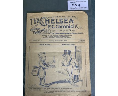 35/36 Chelsea v Bolton Football Programme: League match dated 26 10 1935 with no writing. Folding.