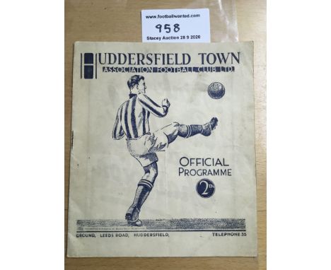 37/38 Huddersfield Town v Hull City FA Cup Football Programme: Dated 8 1 1938 in good condition with no team changes. Light f