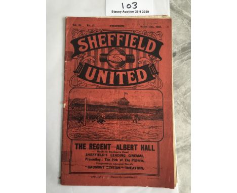 32/33 Sheffield United v Blackburn Rovers Football Programme: Fair condition with no team changes. Light spine damage and sco