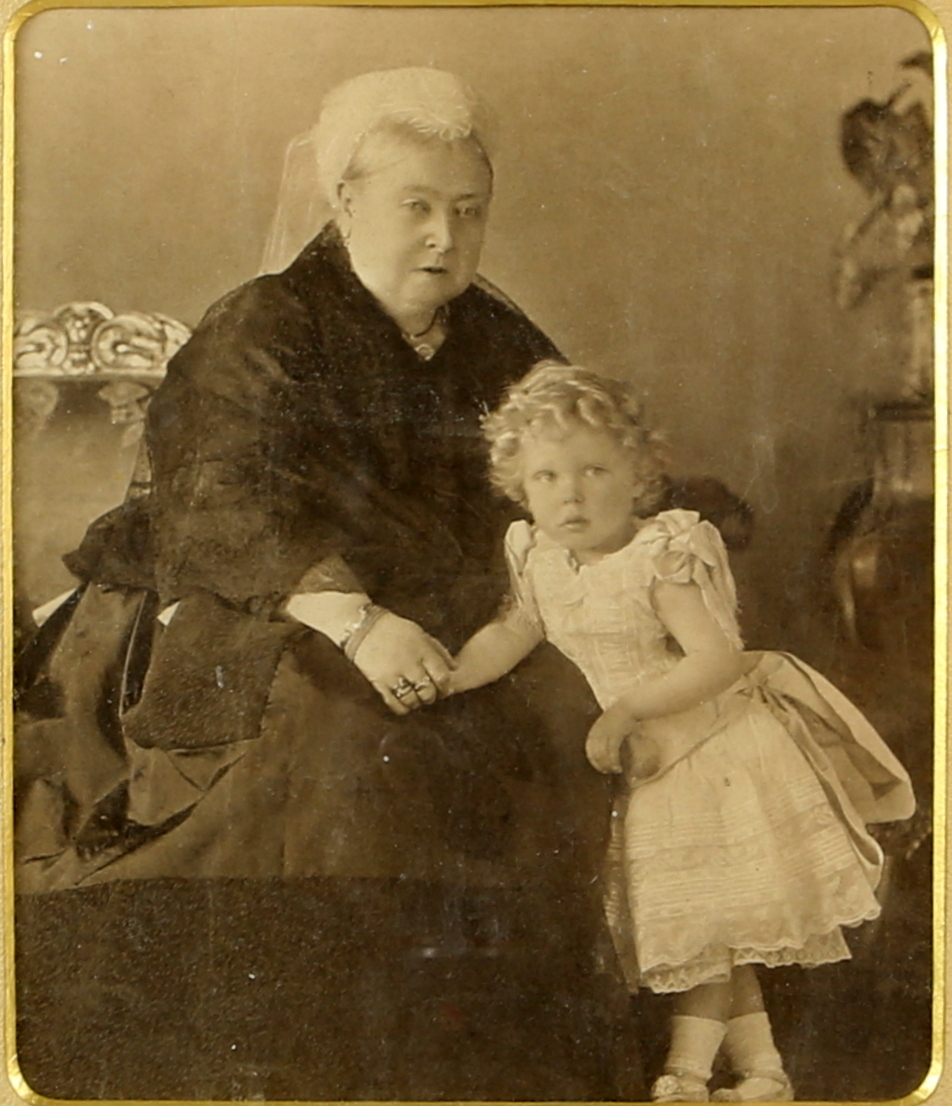 Vintage photograph of Queen Victoria and Prince Edward, Duke of Windsor ...