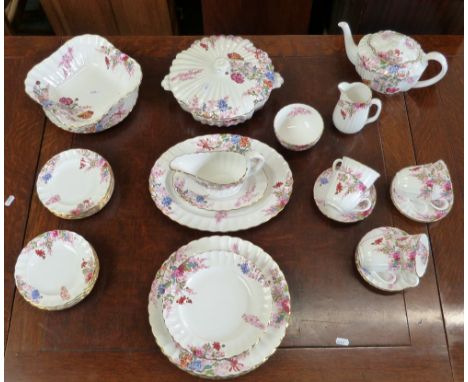 A Spode floral pattern six place dinner service including tureen, serving dish, tea pot, milk jug, sugar bowl, gravy boat and