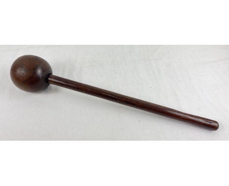 A large tribal hardwood Knobkerrie. Total length approx. 59cm. 