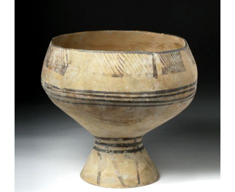 South Asia, Indus Valley, Harrapan/Mohenjo Daro, ca. 2800 to 1800 BCE. An enormous wheel-thrown pottery chalice with repeated