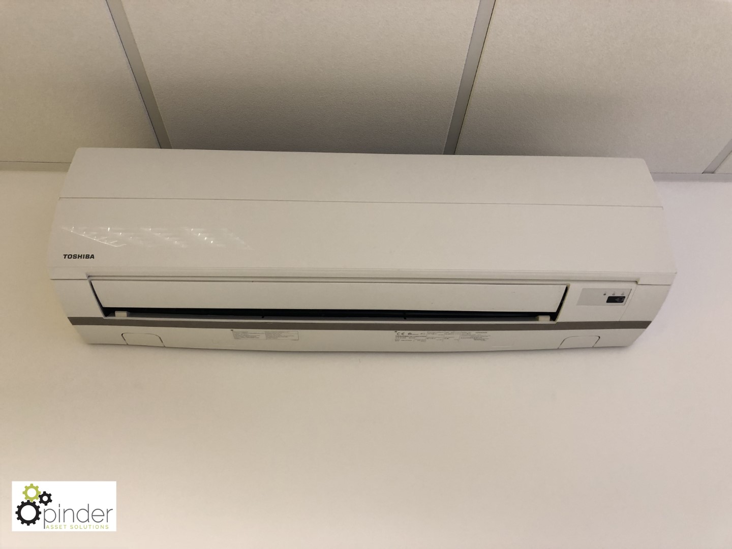 Toshiba MMKAP0073H wall mounted Air Conditioning Unit, with wall