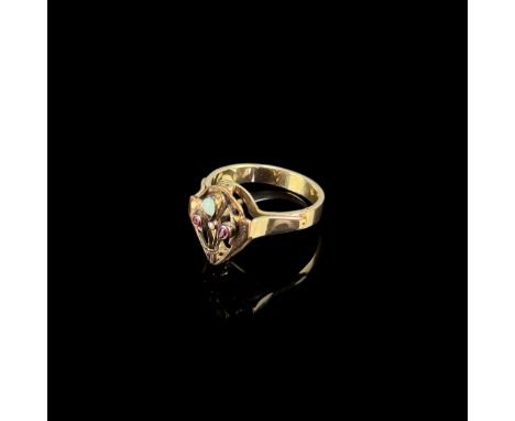 Jugendstil Ring, 585/14k Gelbgold (getestet), 5,42g, besetz mit kleinem Opal und zwei kleinen Rubinen, Ringgröße 59