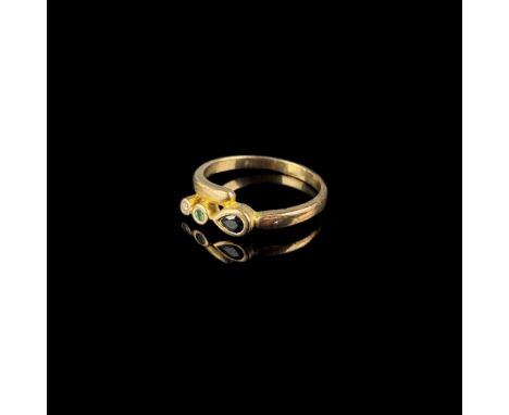 Ring mit kleinem Diamanten, 333/8k Gelbgold (punziert), 2,85g, Ringgröße 57