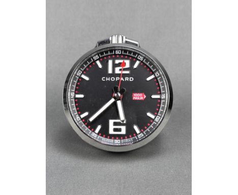 Tischwecker, Chopard Mille Miglia GT-XL, Referenz 518997/3001, Quarz, Gehäuse aus Edelstahl, schwarzes Zifferblatt, Leuchtzei