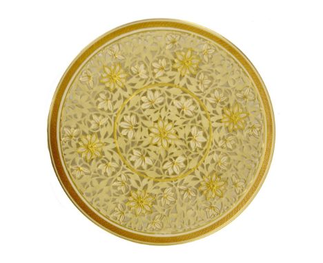 Grainger & Co Royal China Works of Worcester pierced gilded cabinet plate decorated with scrolled foliage, upon six flower fe