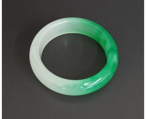 Hardstone bangle, 80.3gm, 3" diameter