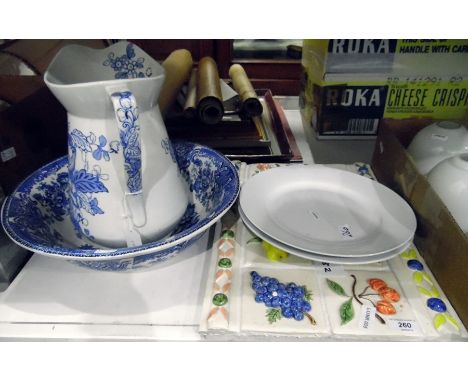 Tiled ceramic cooker back and two white plates (3) 
