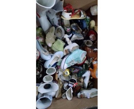 Large collection of ceramic shoes 