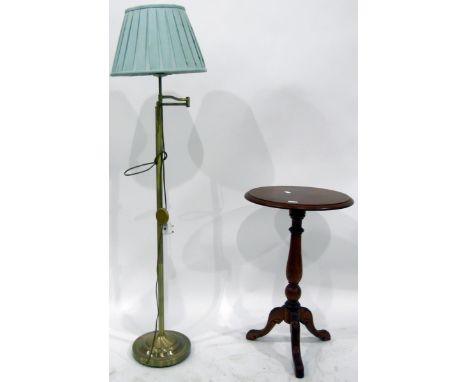 Modern circular tripod pedestal table, 45cm diameter and a brass-finish reading lamp (2) 