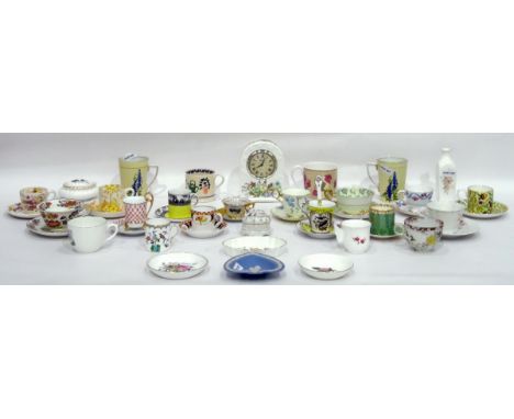 Quantity of decorative cups and saucers, trinket dishes, Aynsley mantel clock, etc 