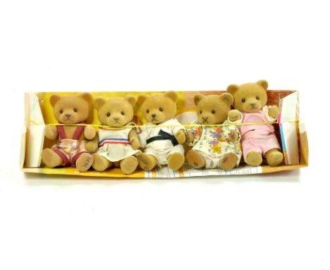 Vintage Sylvanian Families Bear Family. 5 Bears in various dress – ink on bottom of paws on 2 bears. Otherwise good. Enhanced