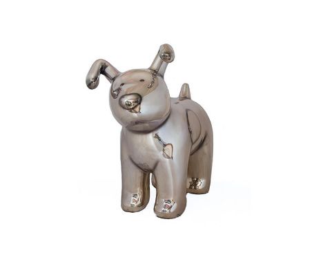 • This anonymous artist wanted to create a contemporary and lively version of The Snowdog. Using a contoured chrome surface t