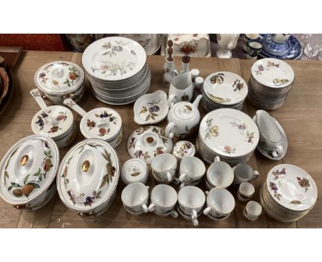 Large collection of Royal Worcester Evesham dining ware to include lidded terrines, bowls plates etc 