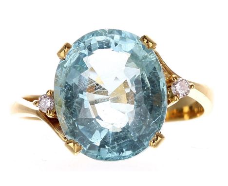 Modern 14k yellow gold aquamarine and diamond three stone ring, the aquamarine 6.00ct approx, width 12mm, 3.1gm, ring size M/