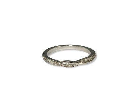 Silver and Diamond Twist Style Half Eternity Ring, weighing 1.64 grams size J 1/2