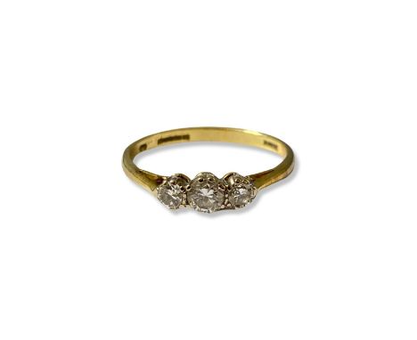 9ct Yellow Gold 3 stone Diamond ring approx 0.33ct, weighing 1.71 grams size J 