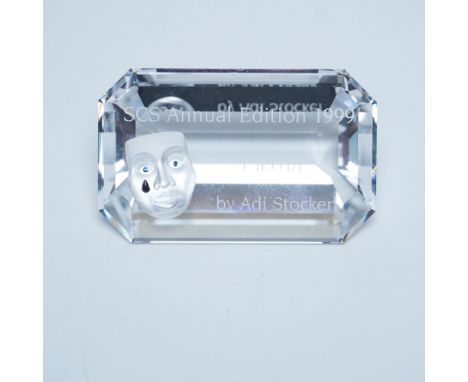 This Swarovski crystal plaque, released as part of the 1999 Annual Edition, features an exquisite beveled rectangular design 