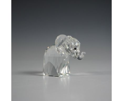 Part of the 'African Wildlife' collection, this Swarovski crystal large elephant is crafted from clear faceted crystal with b