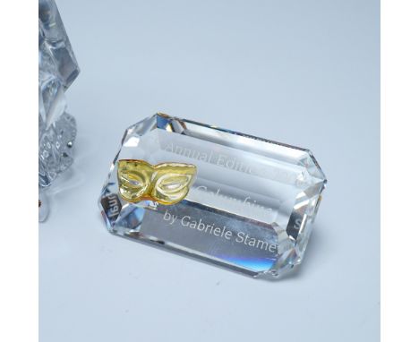 The second edition of the Masquerade trilogy, Columbine was available only to SCS members, she features a faceted clear cryst