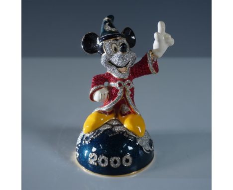 This exquisite Cristal by Arribas Bros figurine features Mickey Mouse in a Sorcerer’s Apprentice outfit, commemorating the ye