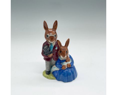 Charming Royal Doulton Bunnykins figurine titled Family Photograph, model number DB1, produced in 1972. This hand-painted cer