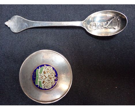 A SILVER PATCH BOX WITH A MASONIC ENAMEL PLAQUE and a golfing spoon