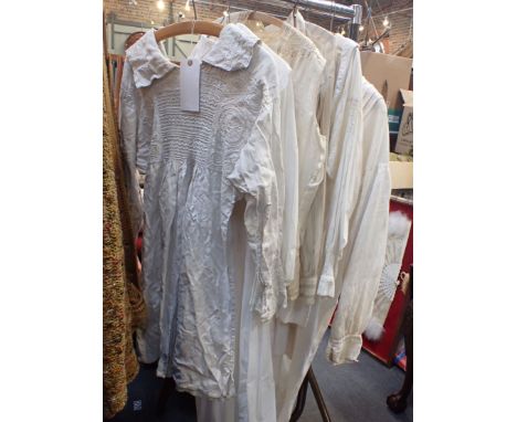 A COLLECTION OF VINTAGE WHITE LINEN GARMENTS (7)