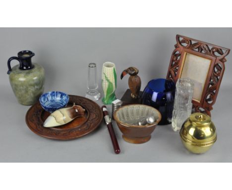 A mixed collection of items, including a Doulton jug, Liptons tea caddy and more, largest 18.5cm