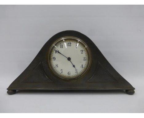 A Tiffany style pewter mantle clock stamped Manor Period, Sheffield Pewter, TW & Co Ltd No. 2085 - with French movement (Thom