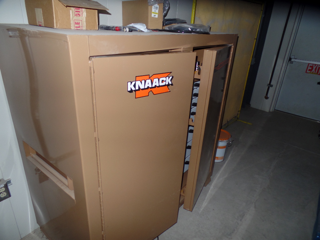 Knaack Watchman IV Lock System Box 5' W x 5' H w/Contents c/o Swagelok
