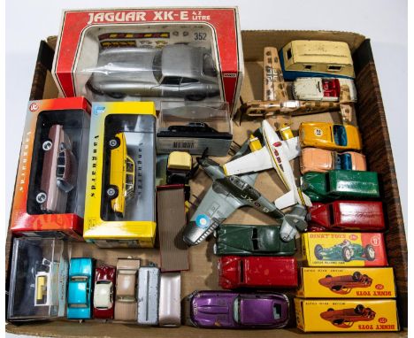 26x diecast vehicles by Dinky Toys, Matchbox, Vanguards, etc. Including 15x Dinky Toys; Austin Healey, Triumph TR2, MGB, 3x T