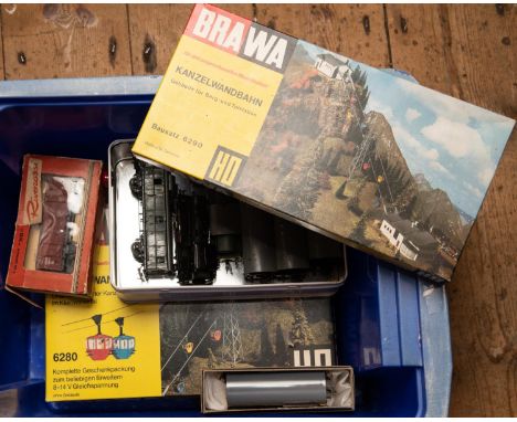 A quantity of 'HO' gauge Model Railway. 2x Brawa: Kanzelwandbahn (Cable Car) set. Plus a Kanzelwandbahn (Cable Car Station) k