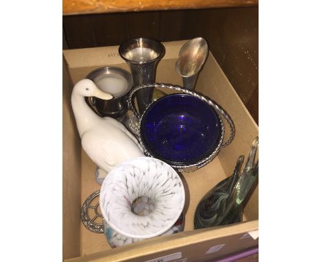 A small box of bric a brac including Mdina glass vase, Nao goose, etc 