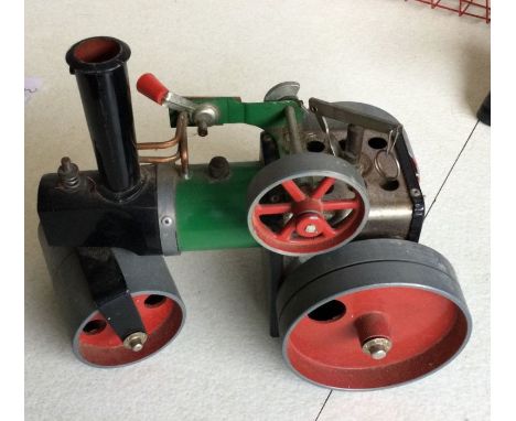MAMOD: An old steam roller. Est. £50 - £80.