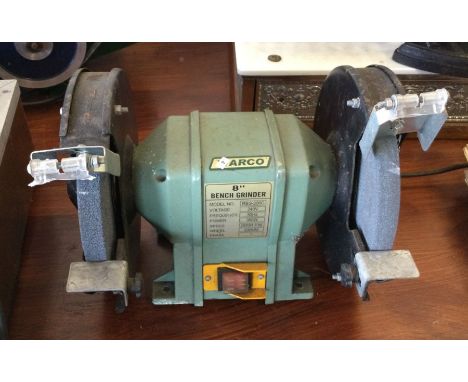 A Warco 8" Bench Grinder. Est. £10 - £20.